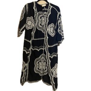 Altar'd State Black Long Kimono‎ Women Medium Embroidery Boho Whimsigoth
Artsy